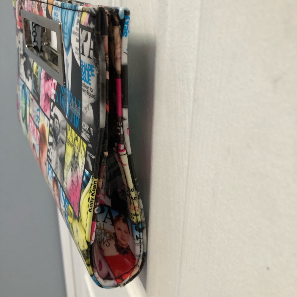 Fashion Magazine Cover Collage Chain Clutch - Multicolor - Picture 4 of 16